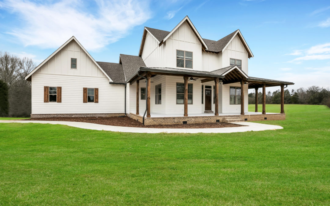Ooltewah Modern Farmhouse