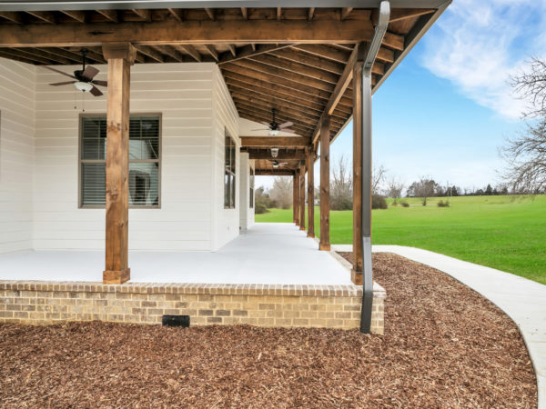Ooltewah Modern Farmhouse - Real Estate Photography