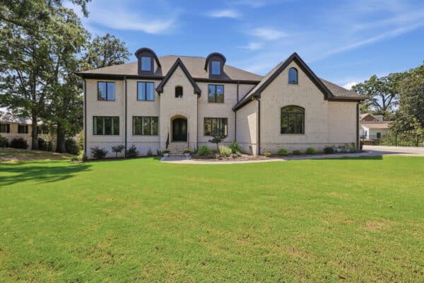 Edgewood Ln, photo 1